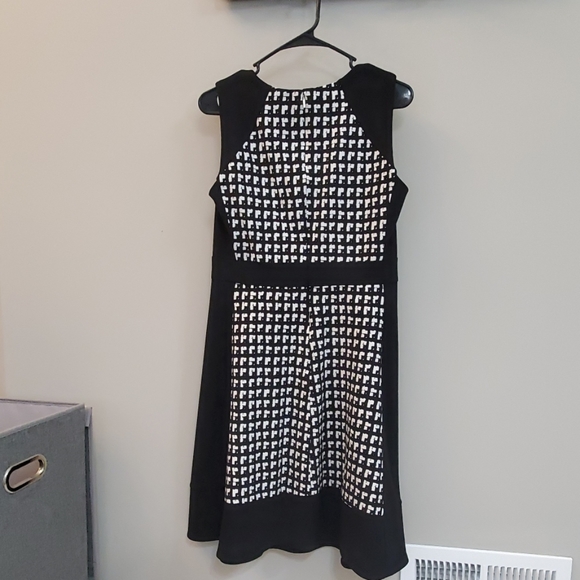 DKNY Dress - Picture 2 of 3